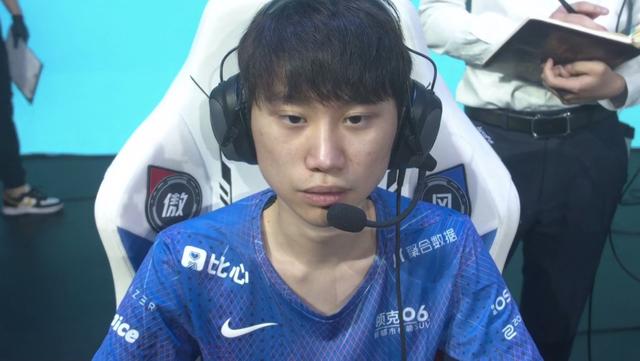 引起热议的LPL“退役名单”！Doinb兮夜等五位选手或将退役
