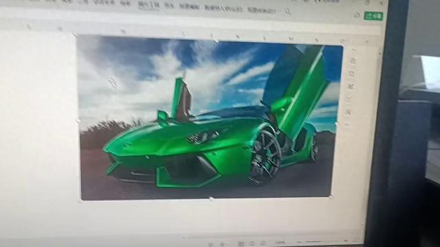 WPS表格技巧:插入图像,自适应表格框并调整大小